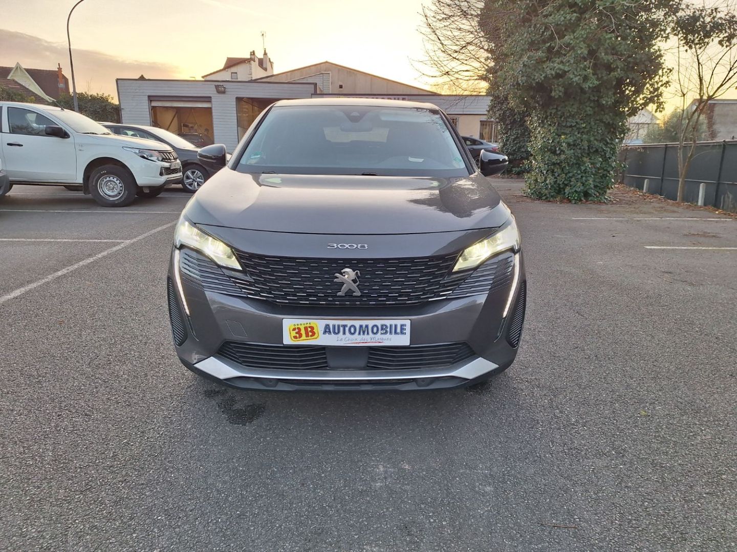 PEUGEOT 3008 - 1.5 BLUEHDI 130 EAT8 allure