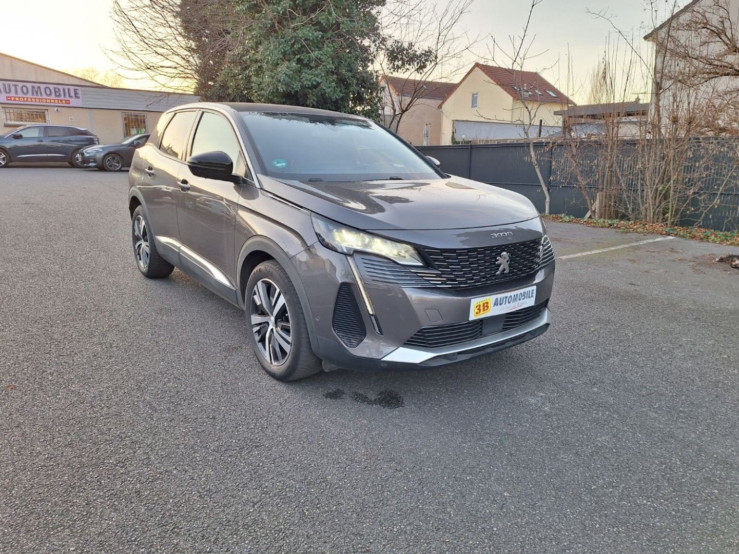 PEUGEOT 3008 - 1.5 BLUEHDI 130 EAT8 allure