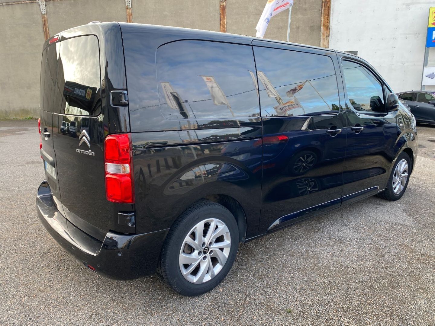 CITROEN JUMPY III - 2.0 Blue HDI 180CV EAT.8 PACK LOOK