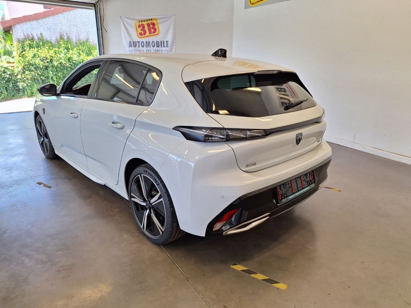 PEUGEOT 308 - 1.5 BLUEHDI 130 EAT8 GT
