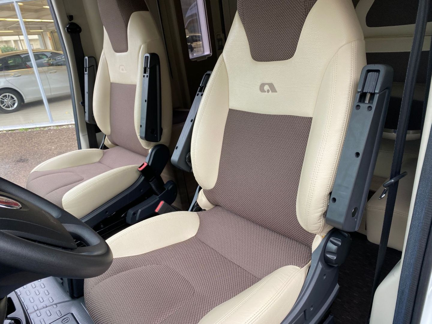 ADRIA CORAL AXESS S 600SC - 2.3 MULTIJET 130CV BVM.6