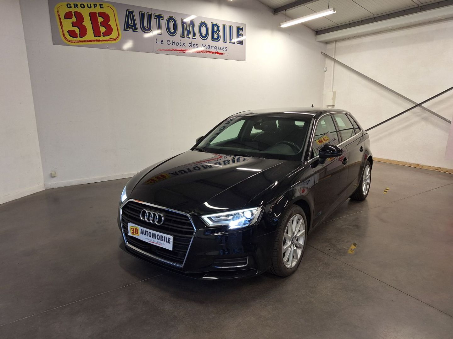 AUDI A3 SPORBACK 30 TFSI DESIGN