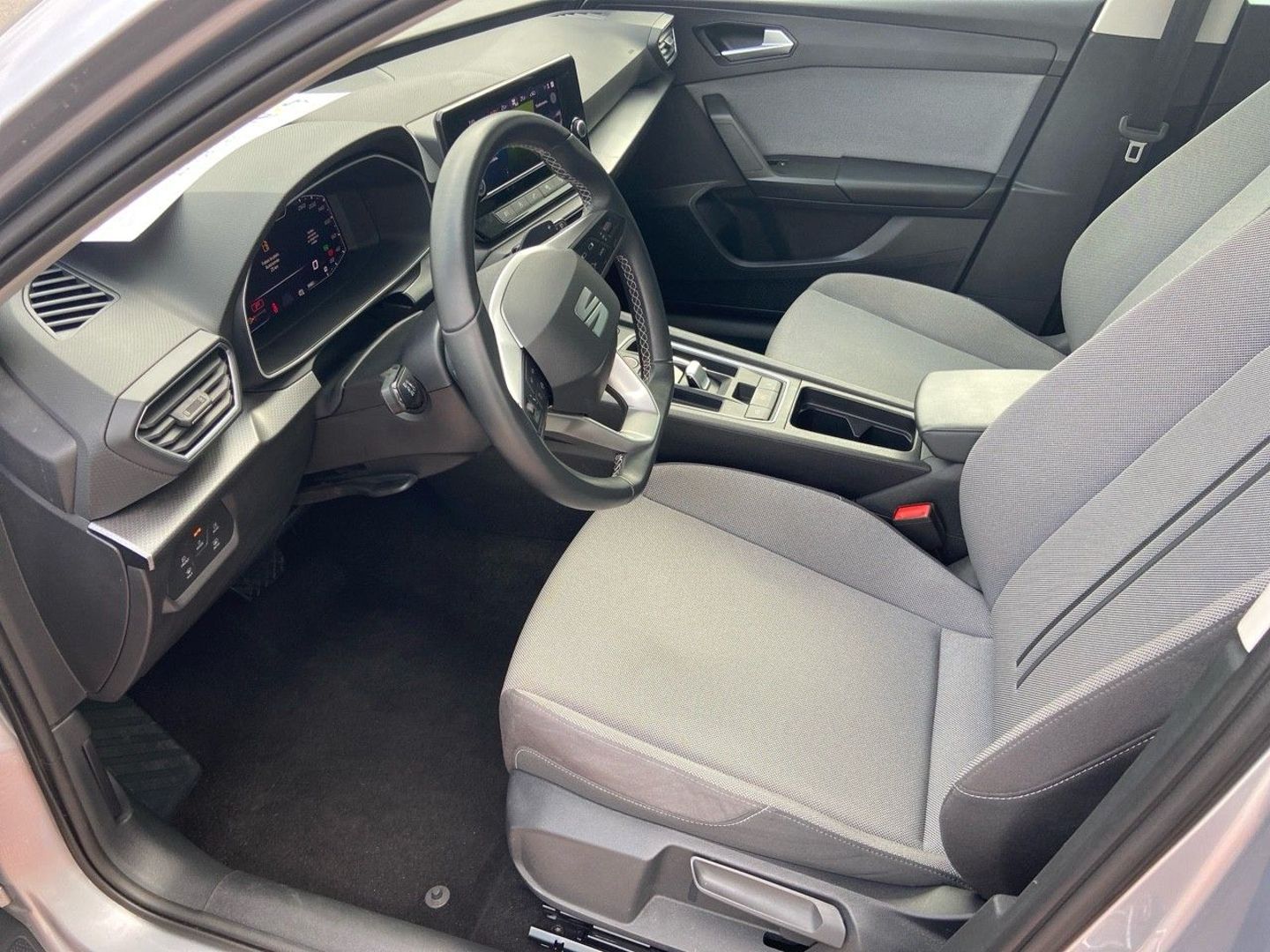 SEAT LEON ST - 1.5 TSI 150 DSG7 SPORTSTOURER SPECIAL EDITION Caméra Keyless
