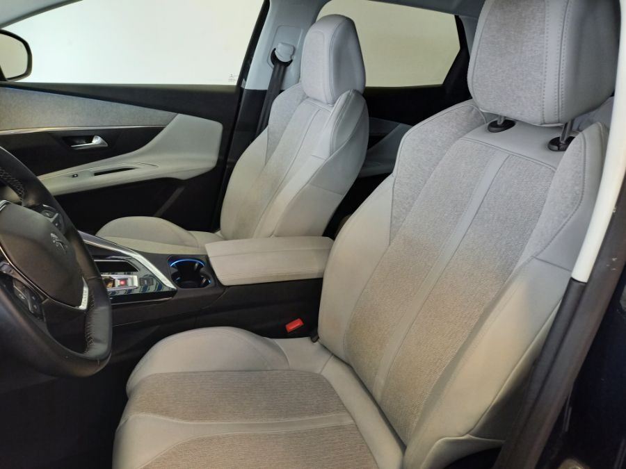 PEUGEOT 3008 - 1.5 BlueHDI ALLURE BUSINESS EAT8 130cv