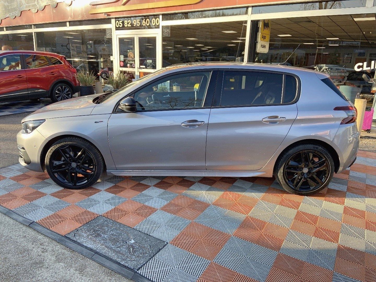 PEUGEOT 308 - PureTech 130 GT PACK Toit Pan JA 18 Black Pack