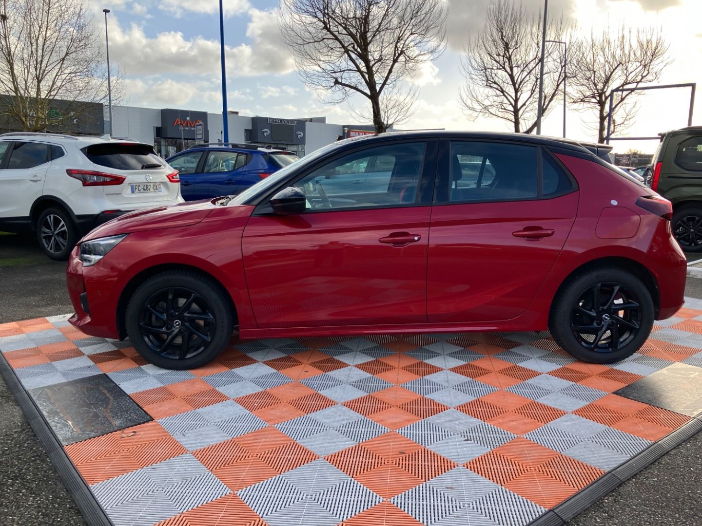 OPEL CORSA - 1.2 TURBO 100 BV6 GS LINE Caméra JA Noires