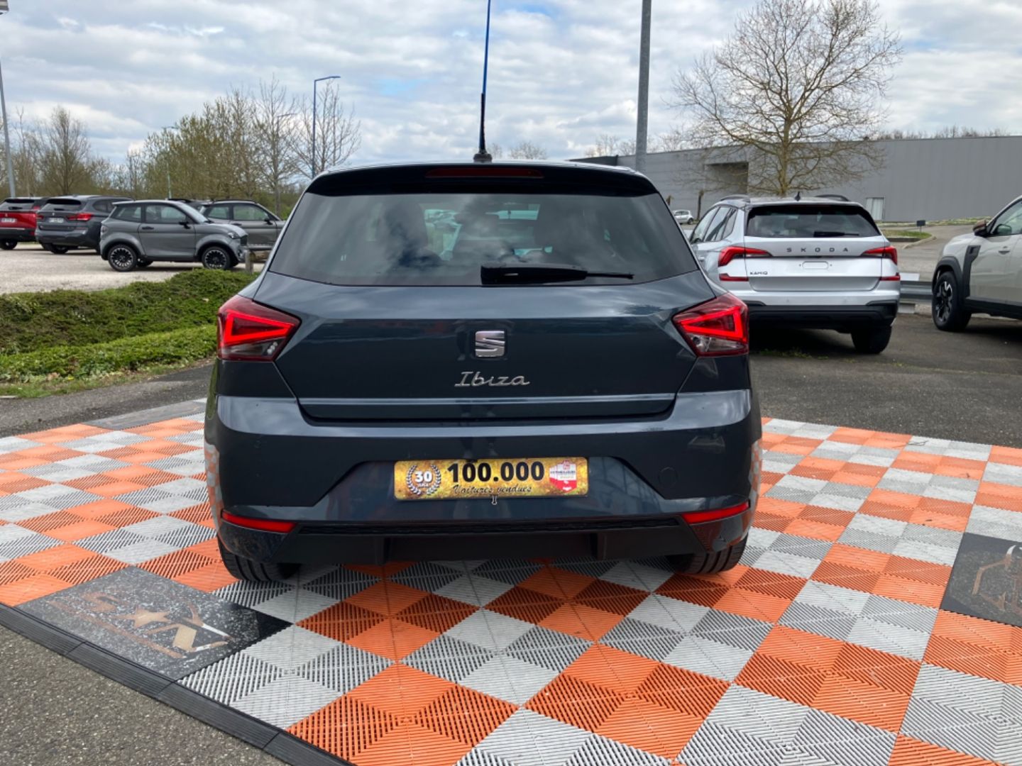 SEAT IBIZA - 1.0 TSI 110 BV6 SPECIAL EDITION Caméra Cockpit