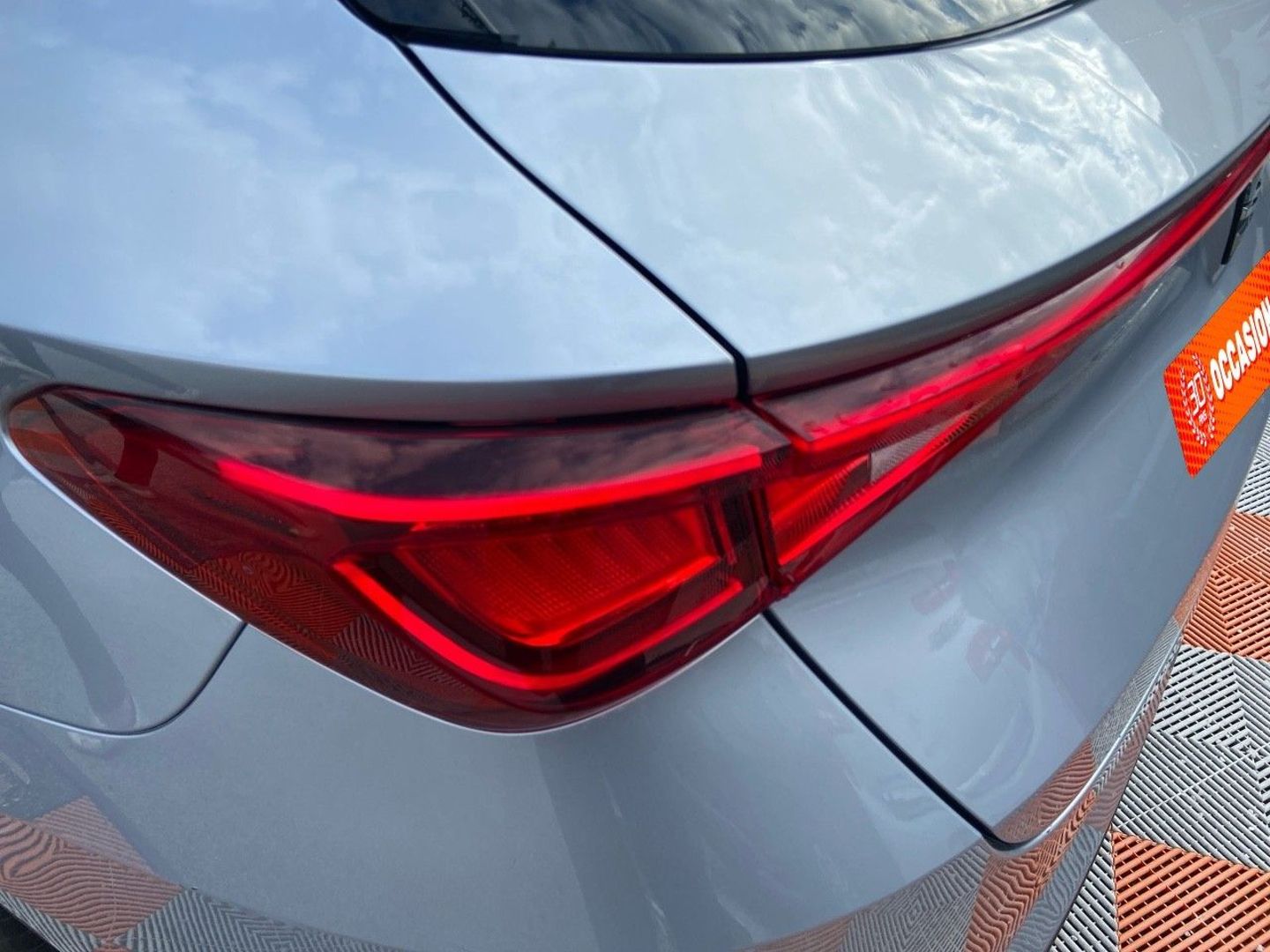 SEAT LEON ST - 1.5 TSI 150 DSG7 SPORTSTOURER SPECIAL EDITION Caméra Keyless