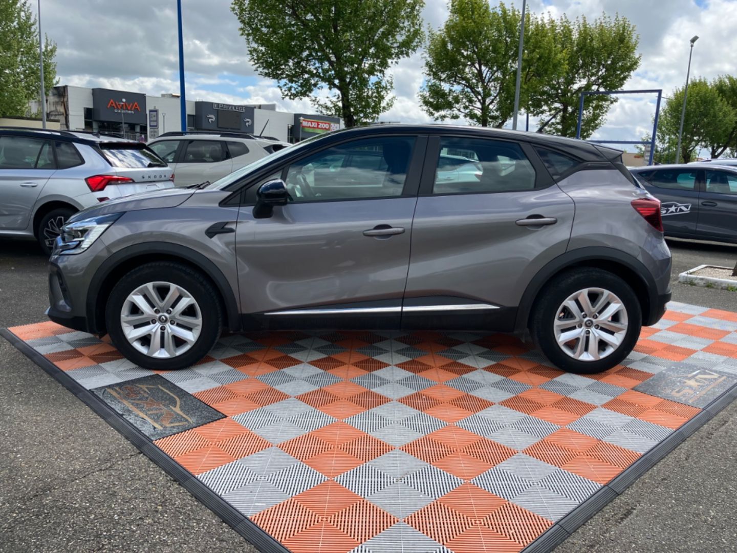 RENAULT CAPTUR - TCe 100 BUSINESS GPS