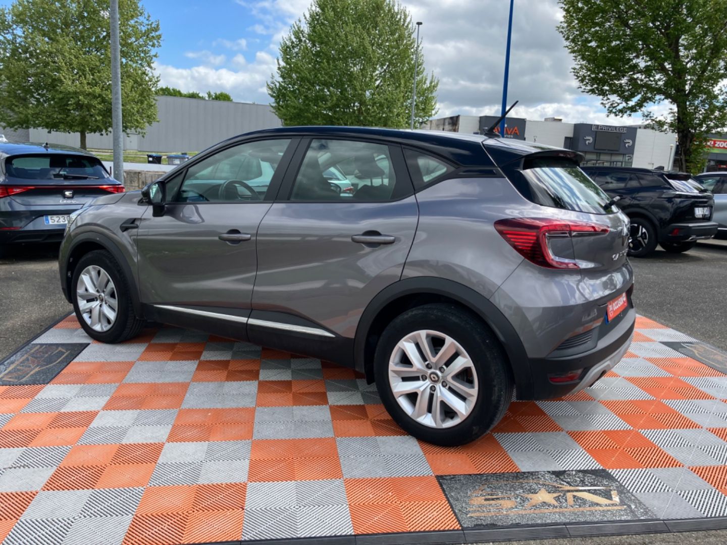 RENAULT CAPTUR - TCe 100 BUSINESS GPS