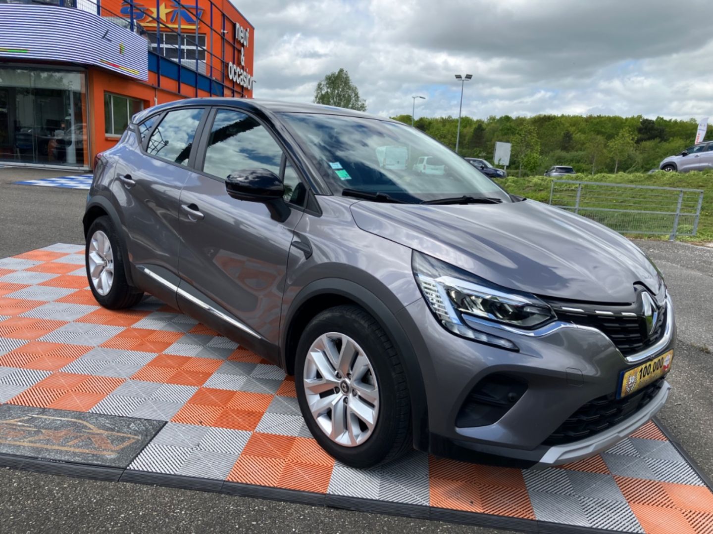 RENAULT CAPTUR - TCe 100 BUSINESS GPS