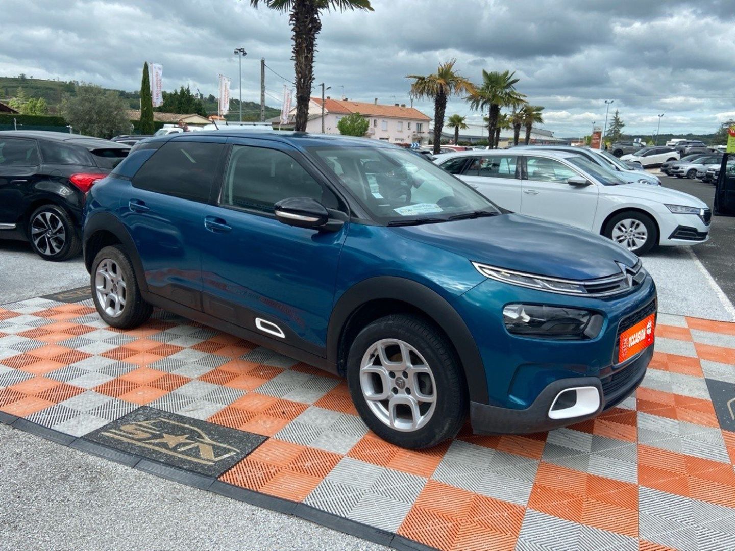 CITROEN C4 CACTUS - BlueHDi 100 BV6 SHINE GPS Caméra