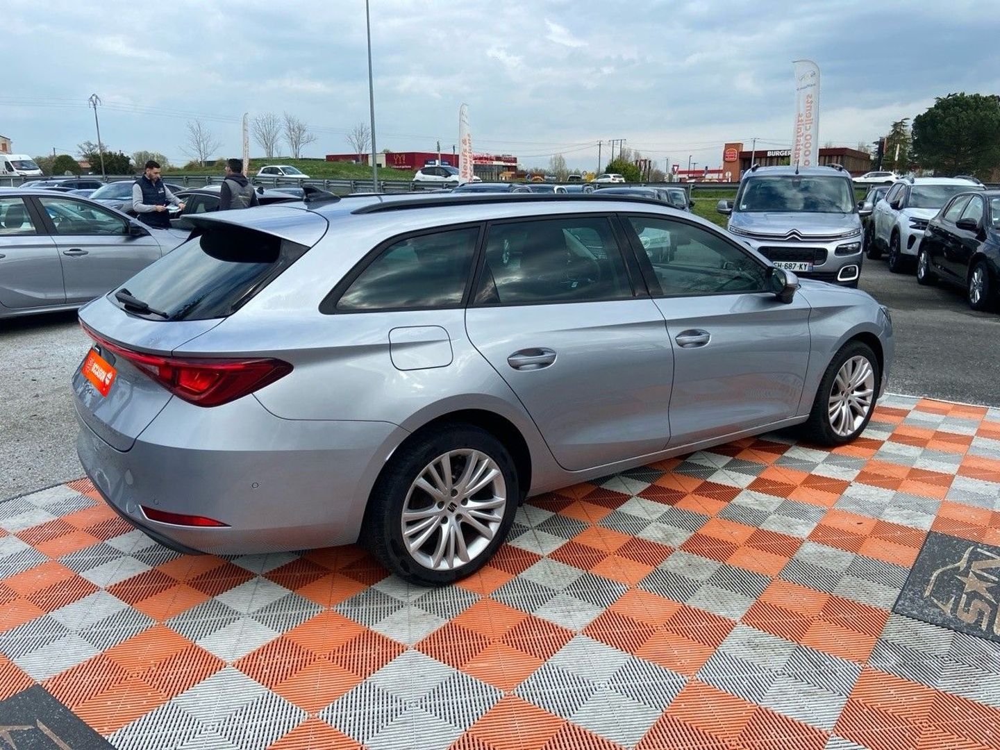 SEAT LEON ST - 1.5 TSI 150 DSG7 SPORTSTOURER SPECIAL EDITION Caméra Keyless