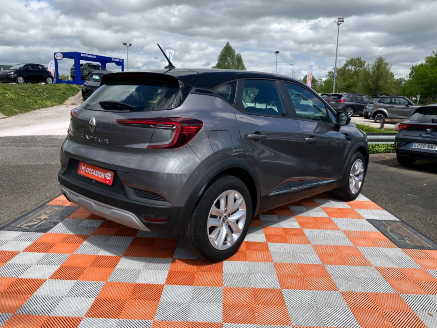 RENAULT CAPTUR - TCe 100 BUSINESS GPS