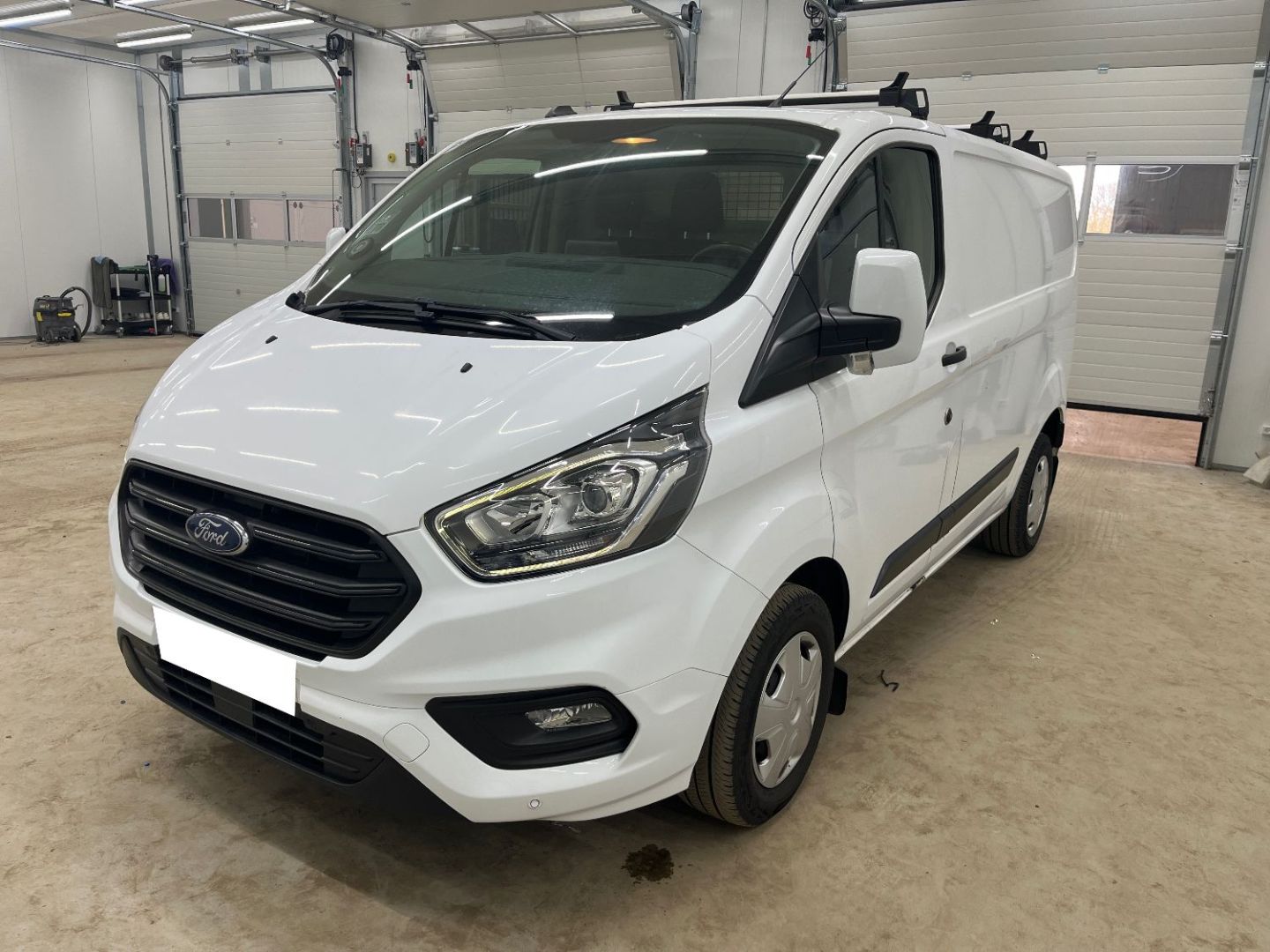 FORD TRANSIT CUSTOM FOURGON 300 L1H1 2.0 TDCI 130 TREND