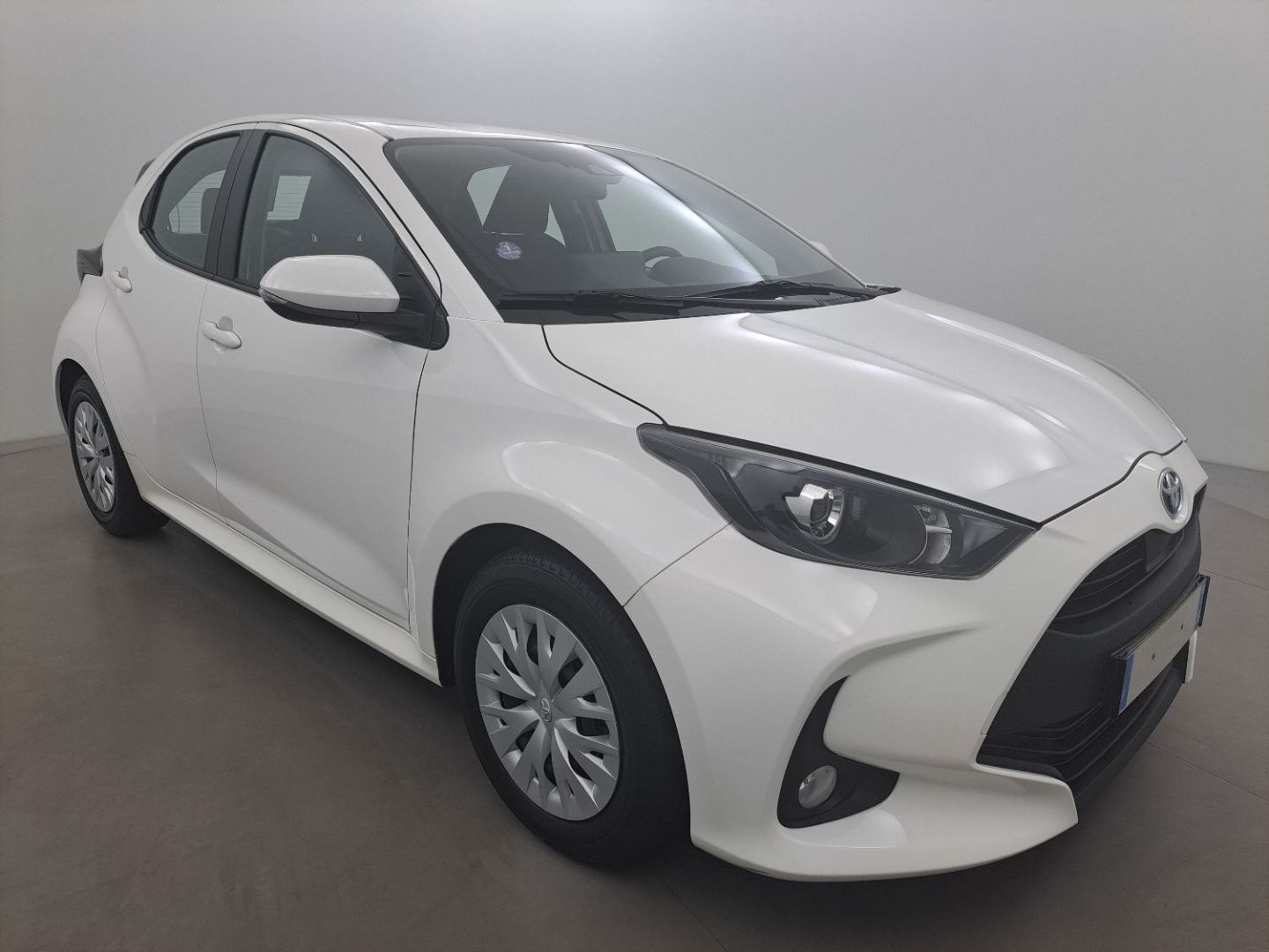 TOYOTA YARIS - 1.5 Hybride 116h Dynamic Business Beyond