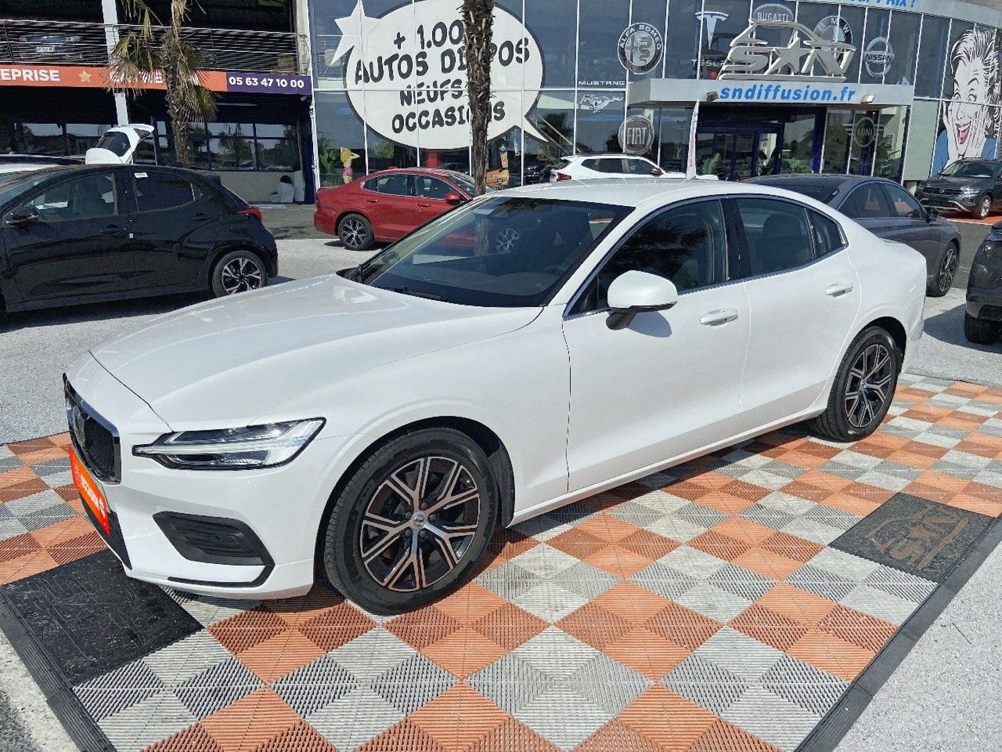 VOLVO S60 B4 197 MHEV BVA CORE + GPS Caméra