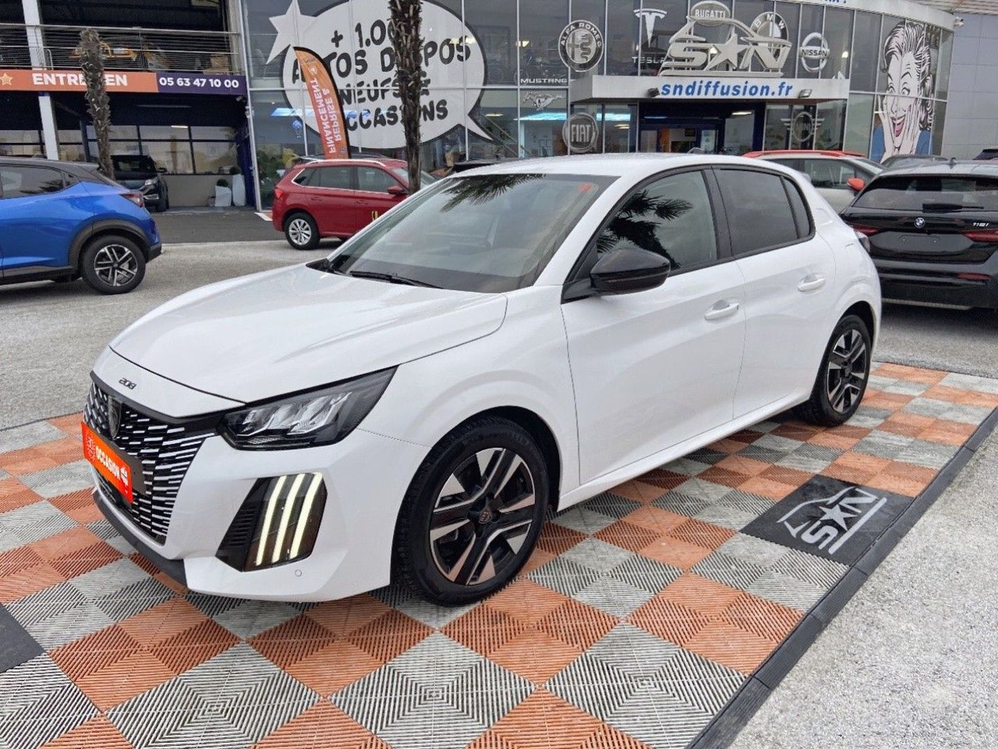 PEUGEOT 208 100 BV6 ALLURE Radars AV-AR Ecran 10"