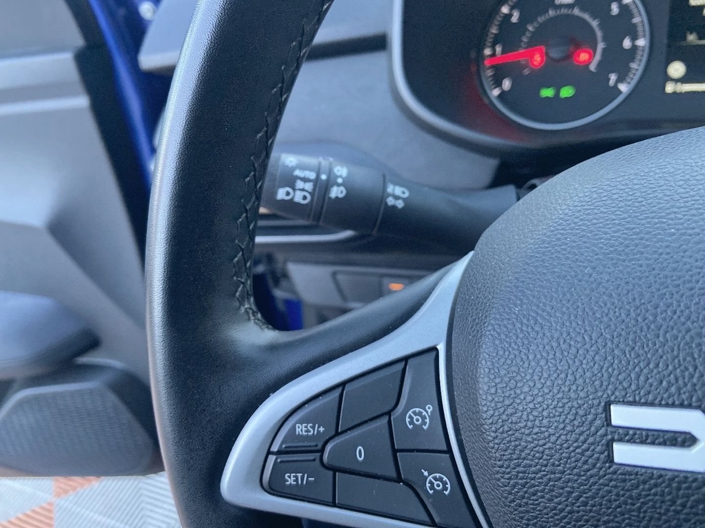 DACIA SANDERO - TCe 110 BV6 STEPWAY EXTREME + GPS Caméra JA 16"