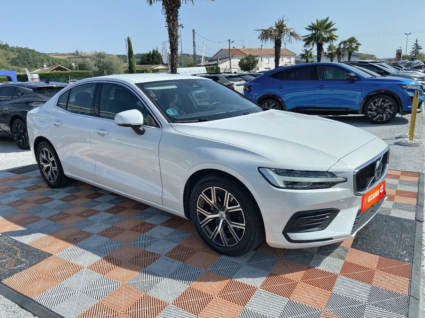VOLVO S60 - B4 197 MHEV BVA CORE + GPS Caméra