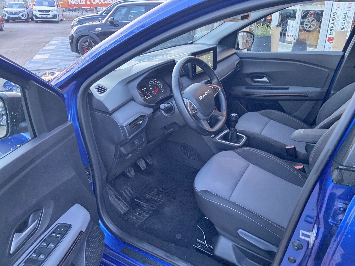 DACIA SANDERO - TCe 110 BV6 STEPWAY EXTREME + GPS Caméra JA 16"