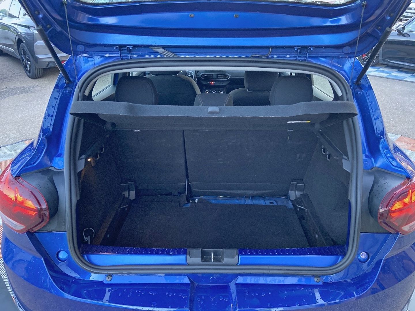 DACIA SANDERO - TCe 110 BV6 STEPWAY EXTREME + GPS Caméra JA 16"