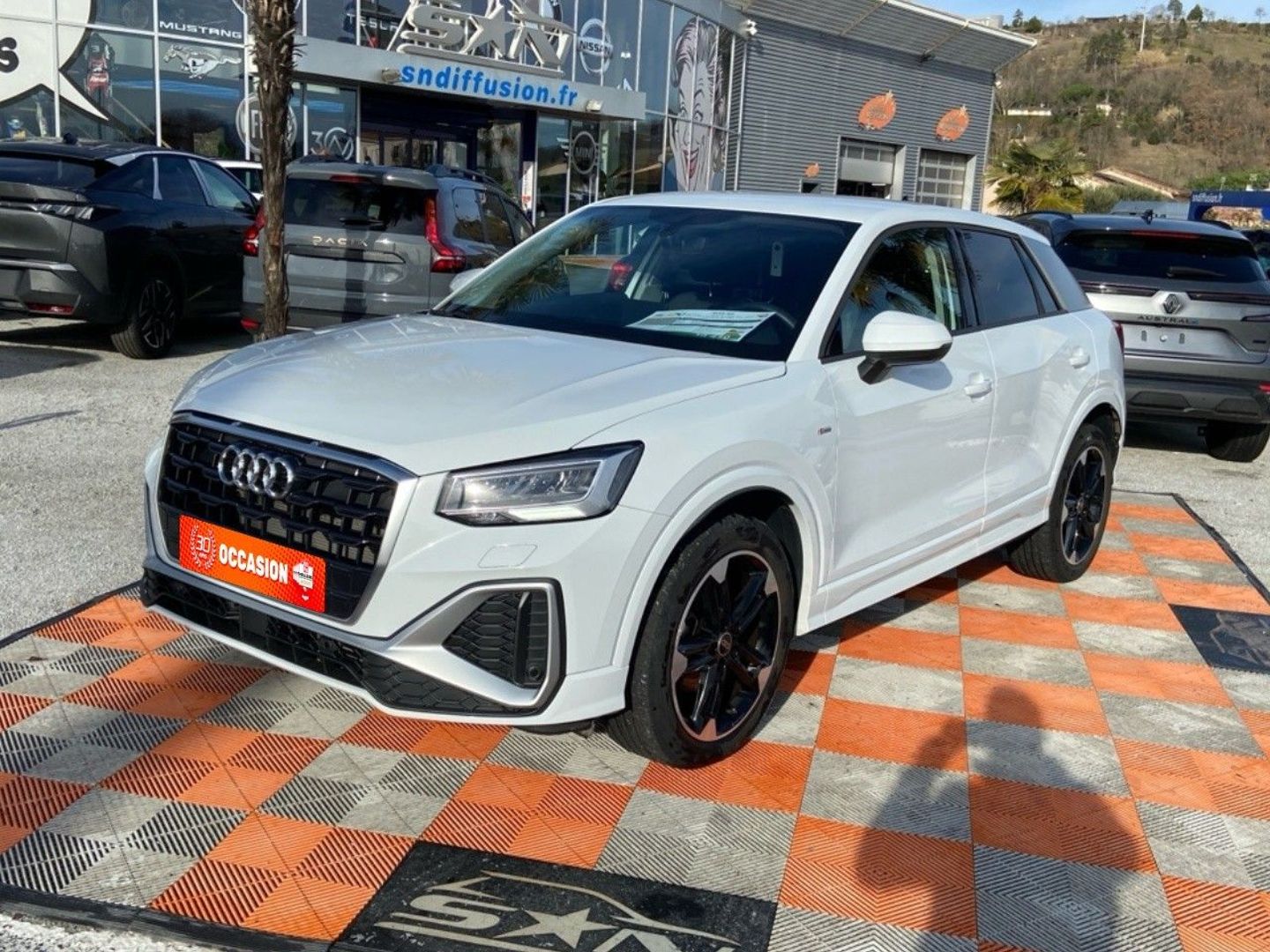 AUDI Q2 30 TFSI 110 BV6 S LINE Ext. GPS Caméra JA 18"