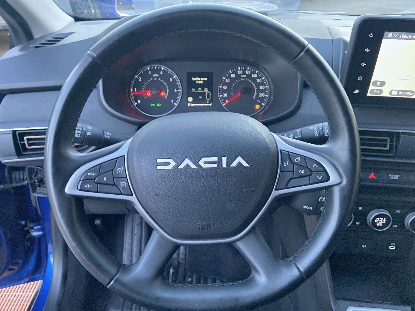 DACIA SANDERO - TCe 110 BV6 STEPWAY EXTREME + GPS Caméra JA 16"