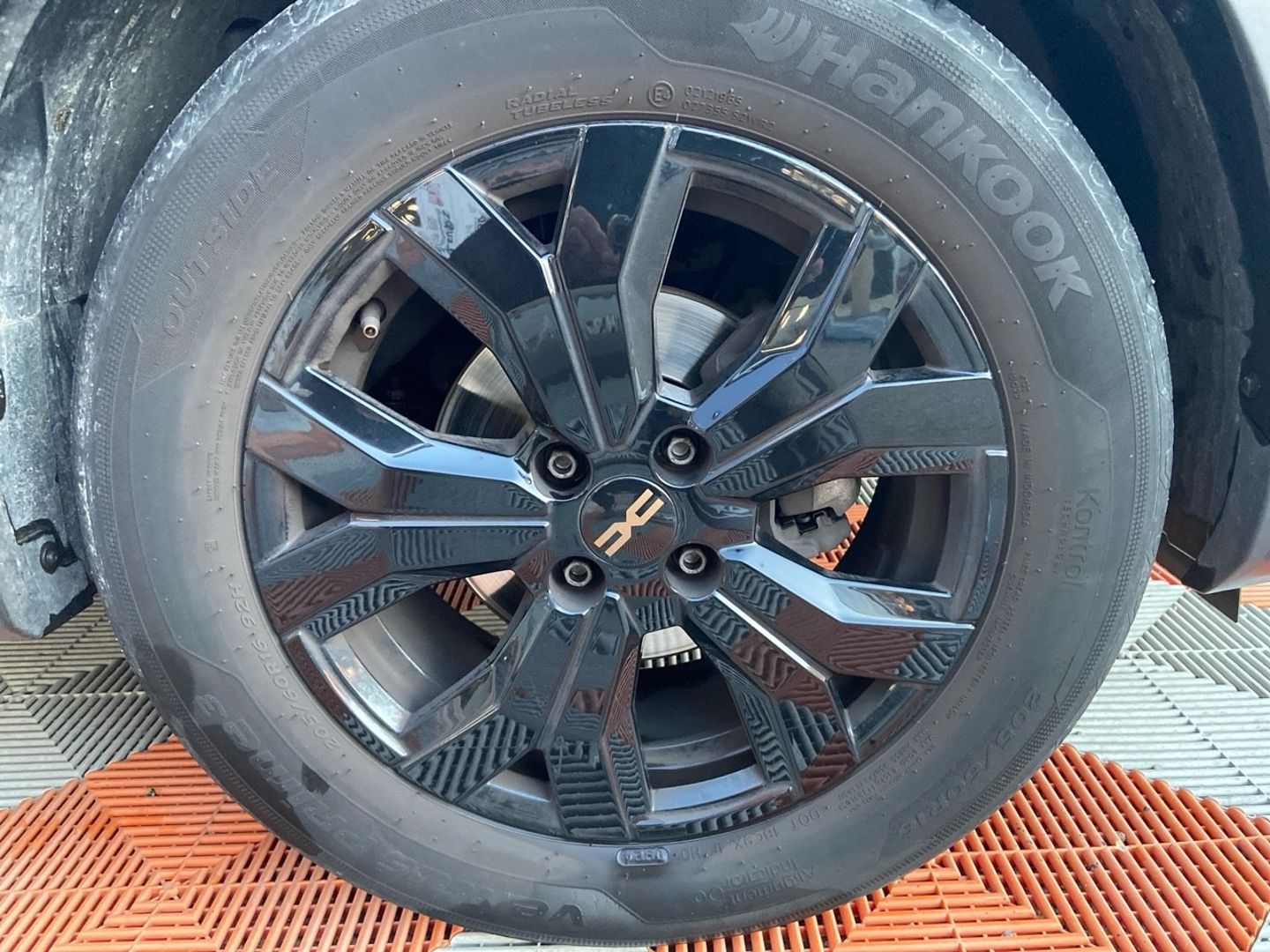 DACIA SANDERO - TCe 110 BV6 STEPWAY EXTREME + GPS Caméra JA 16"