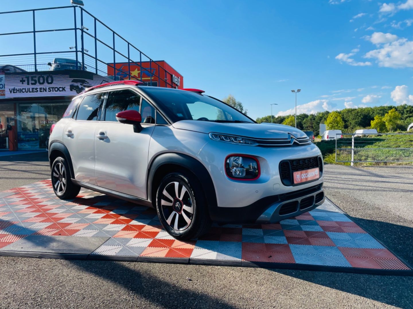 CITROEN C3 AIRCROSS BlueHDi 100 BV6 SHINE Park Assist Caméra Pack Orange