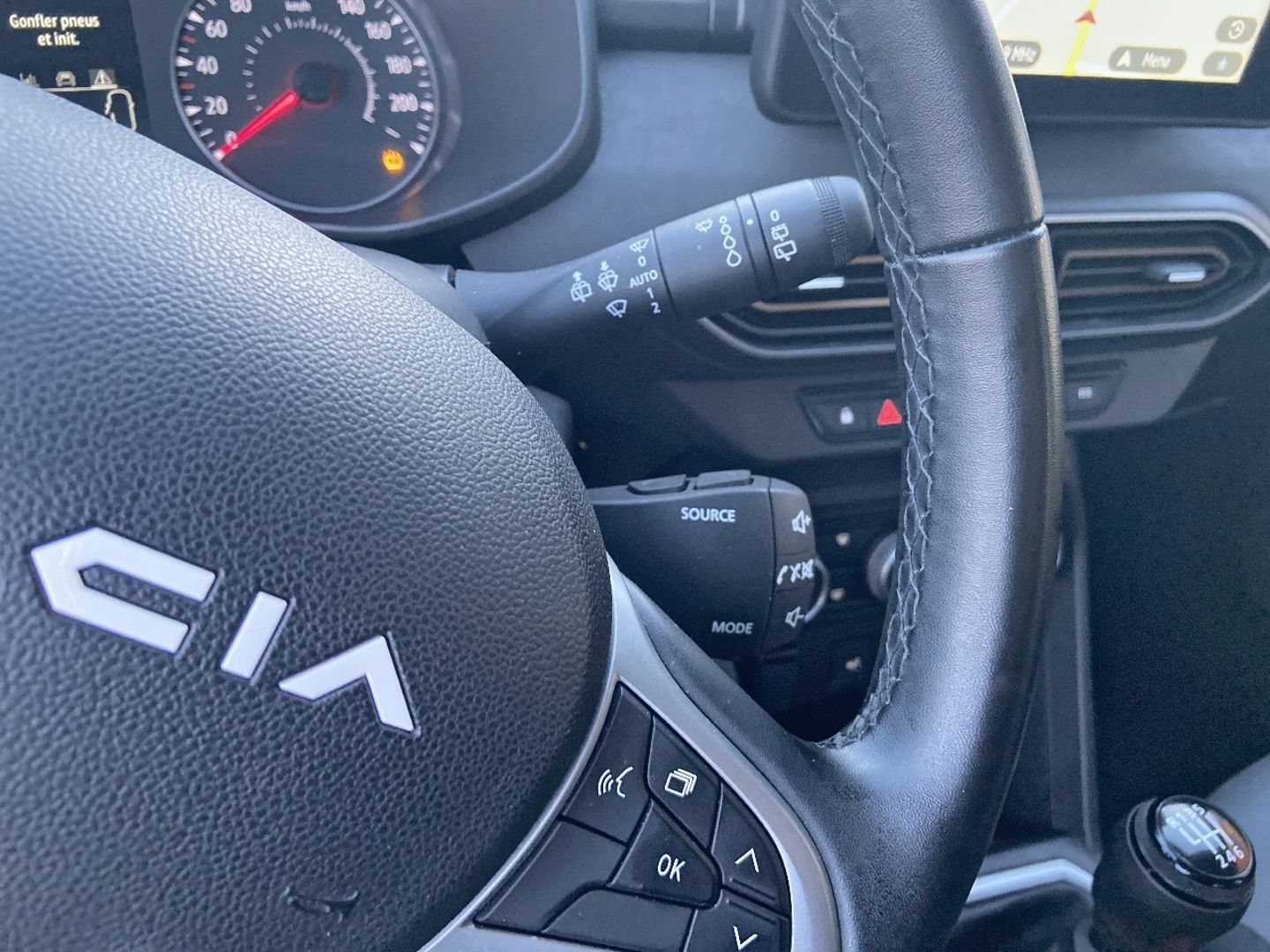 DACIA SANDERO - TCe 110 BV6 STEPWAY EXTREME + GPS Caméra JA 16"