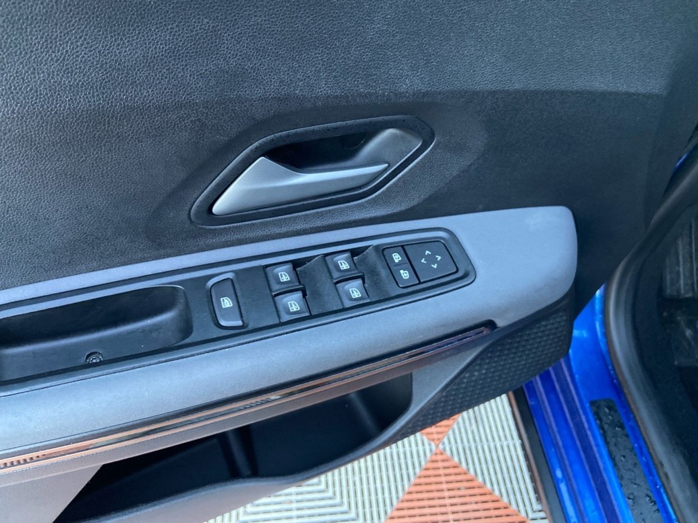 DACIA SANDERO - TCe 110 BV6 STEPWAY EXTREME + GPS Caméra JA 16"