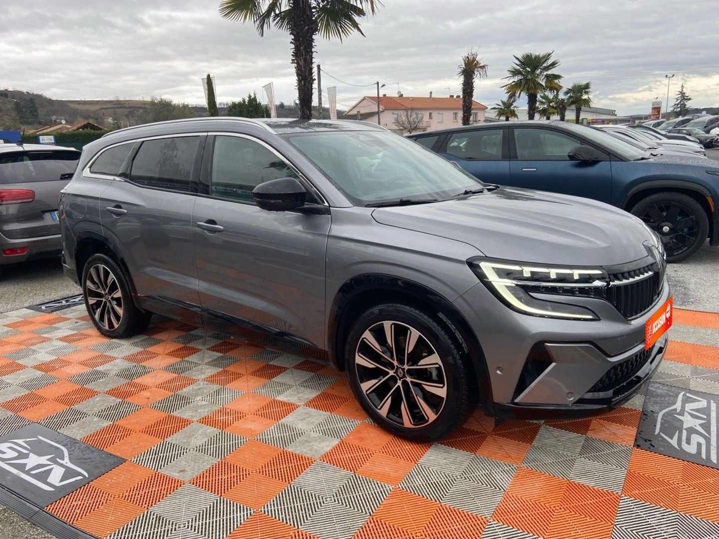 RENAULT ESPACE - E-Tech Full Hybrid 200 TECHNO Caméra 360° 7PL