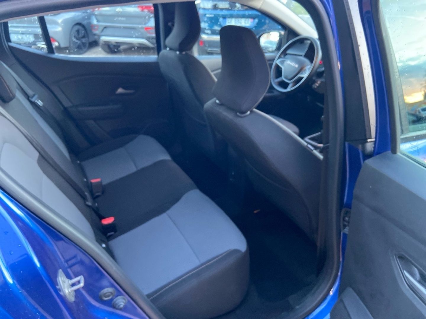 DACIA SANDERO - TCe 110 BV6 STEPWAY EXTREME + GPS Caméra JA 16"