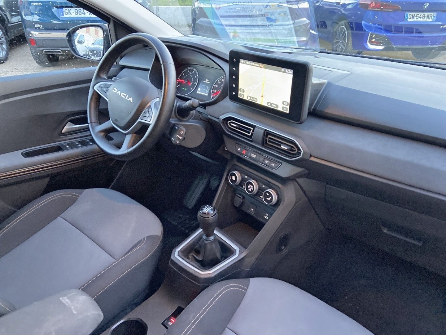 DACIA SANDERO - TCe 110 BV6 STEPWAY EXTREME + GPS Caméra JA 16"